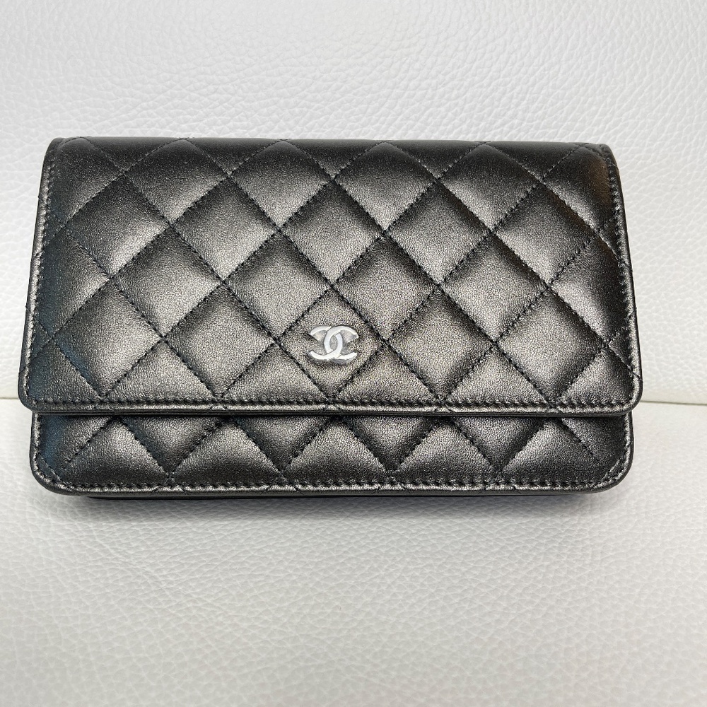 New Chanel Metallic Sliver Lambskin Wallet on Chain WOC